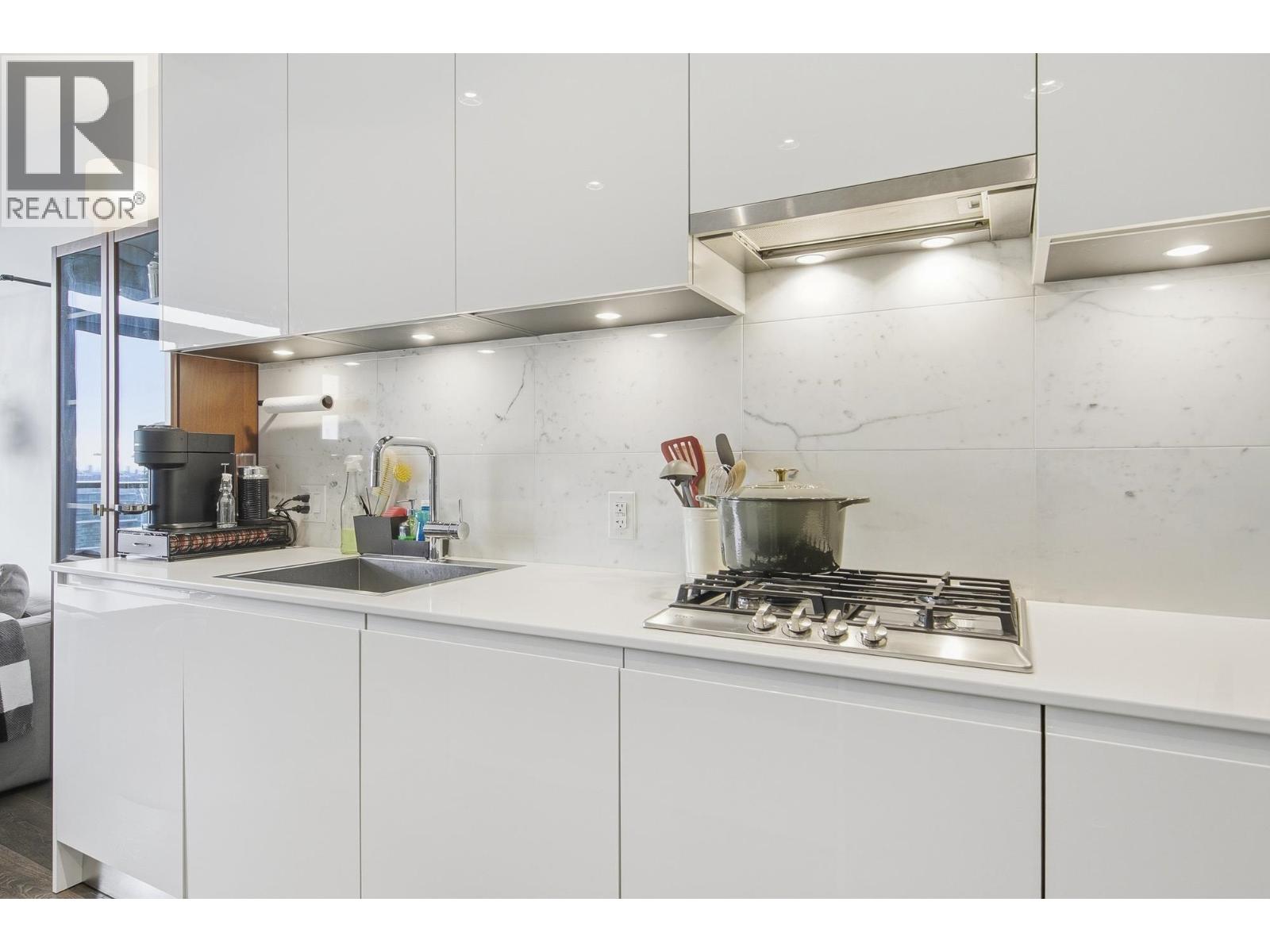 4106 4650 BRENTWOOD BOULEVARD