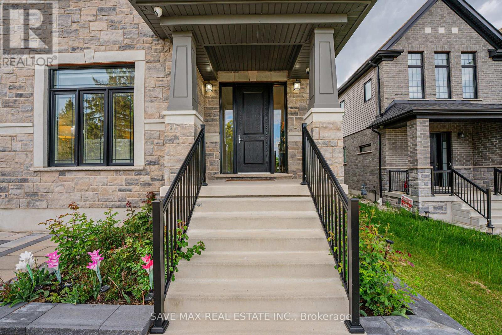 26 FALCONRIDGE DRIVE