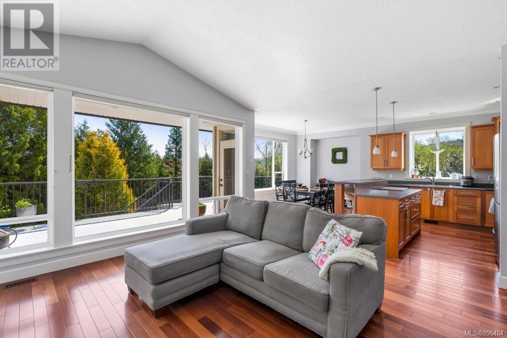 2624 Warmland Pl