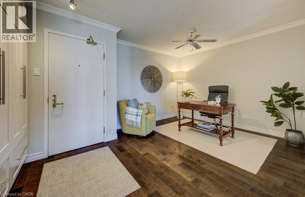 265 WESTCOURT Place Unit# 505