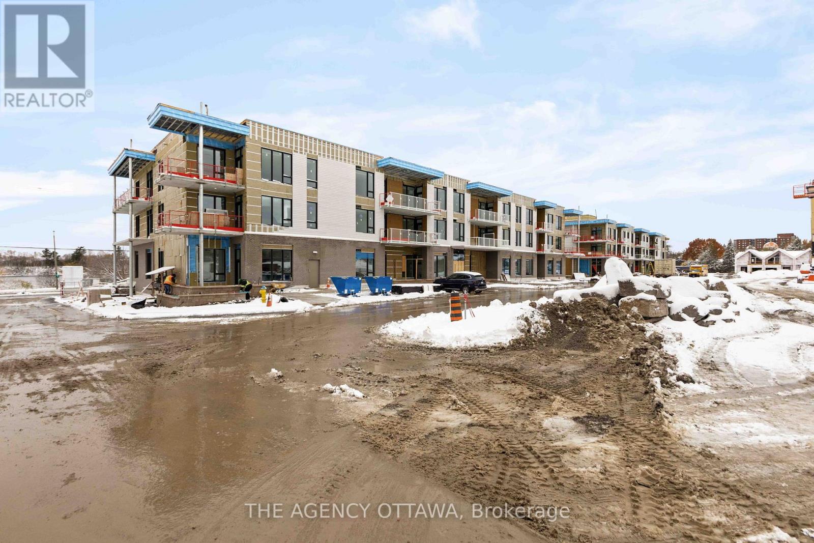 104 - 3071 RIVERSIDE DRIVE