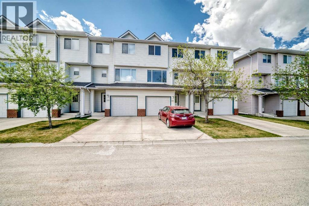 31 Harvest Oak Circle NE