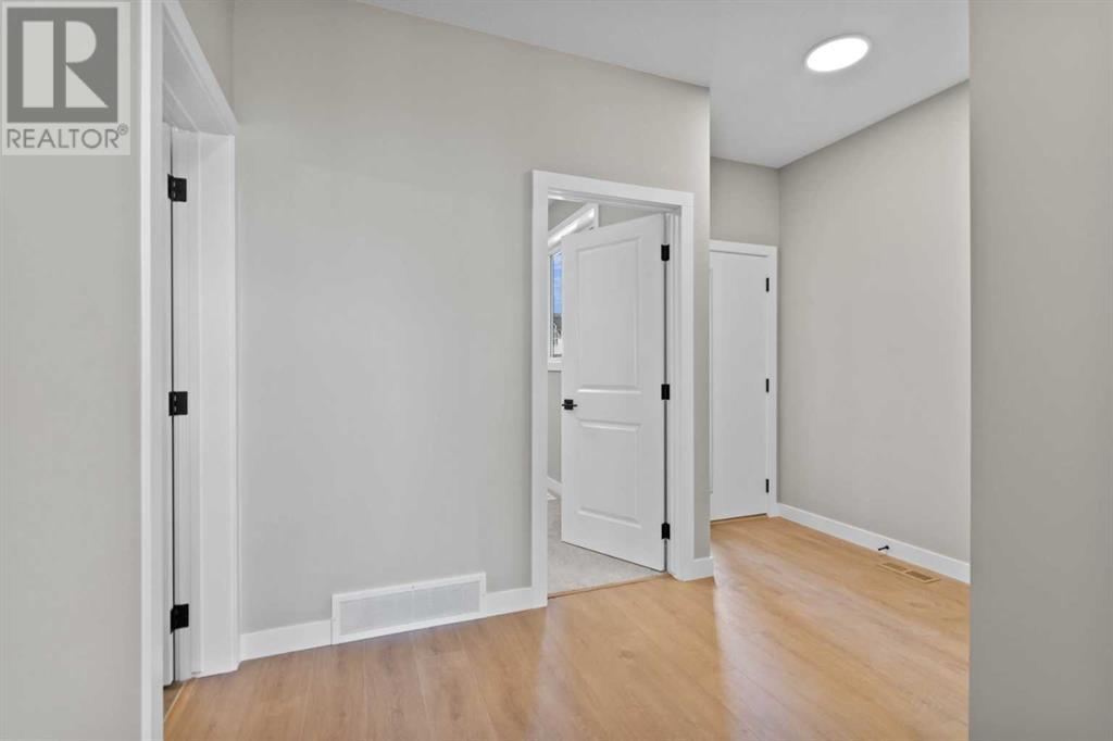 159 Belvedere Crescent SE