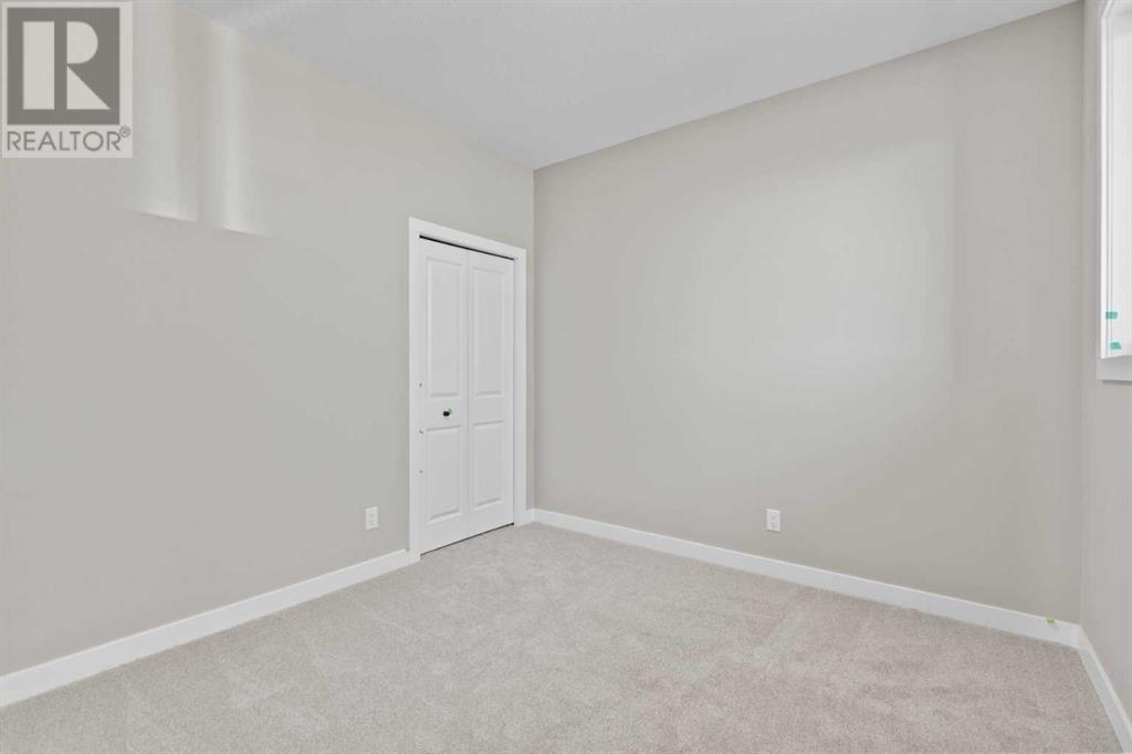 159 Belvedere Crescent SE