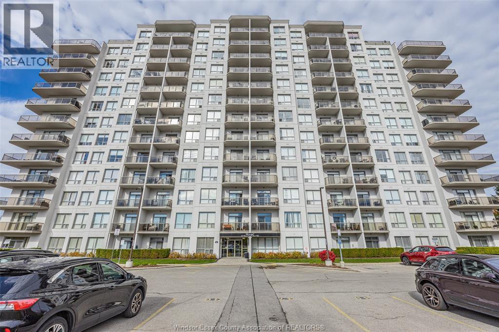 353 COMMISSIONERS ROAD West Unit# 506