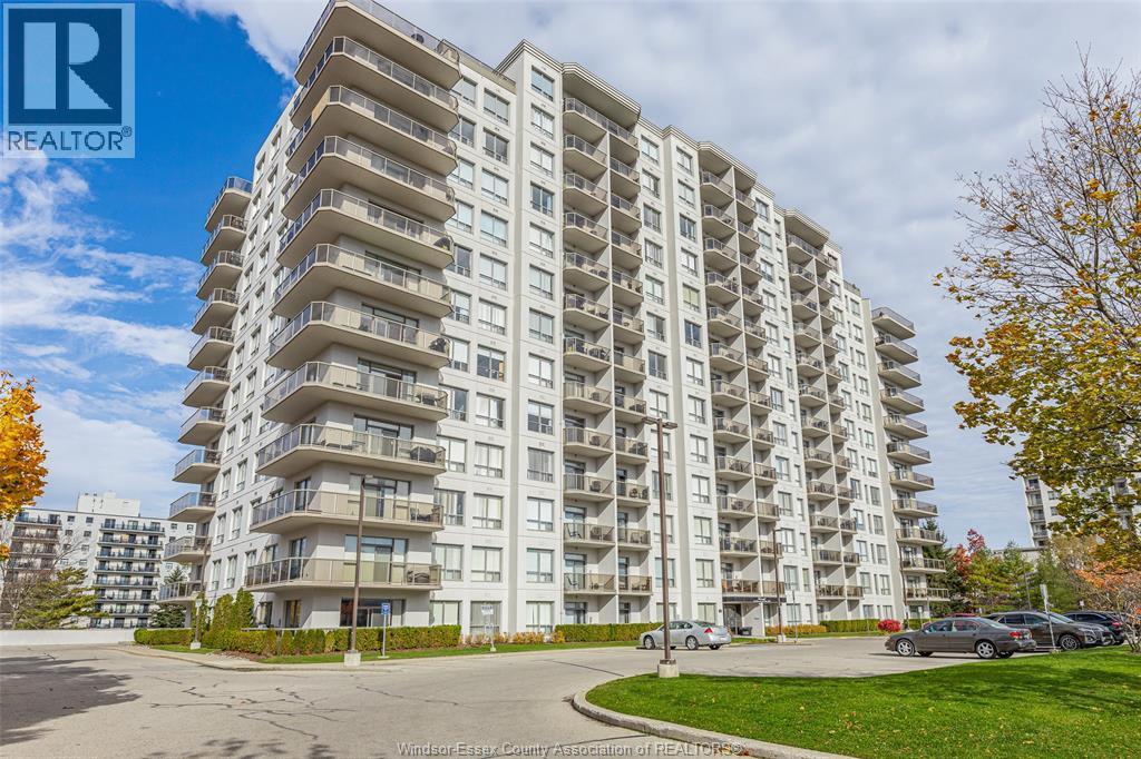 353 COMMISSIONERS ROAD West Unit# 506