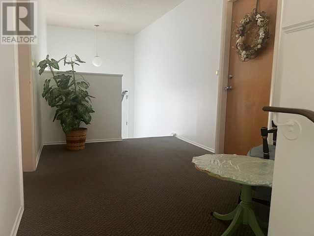 2705 Scenic Drive S
