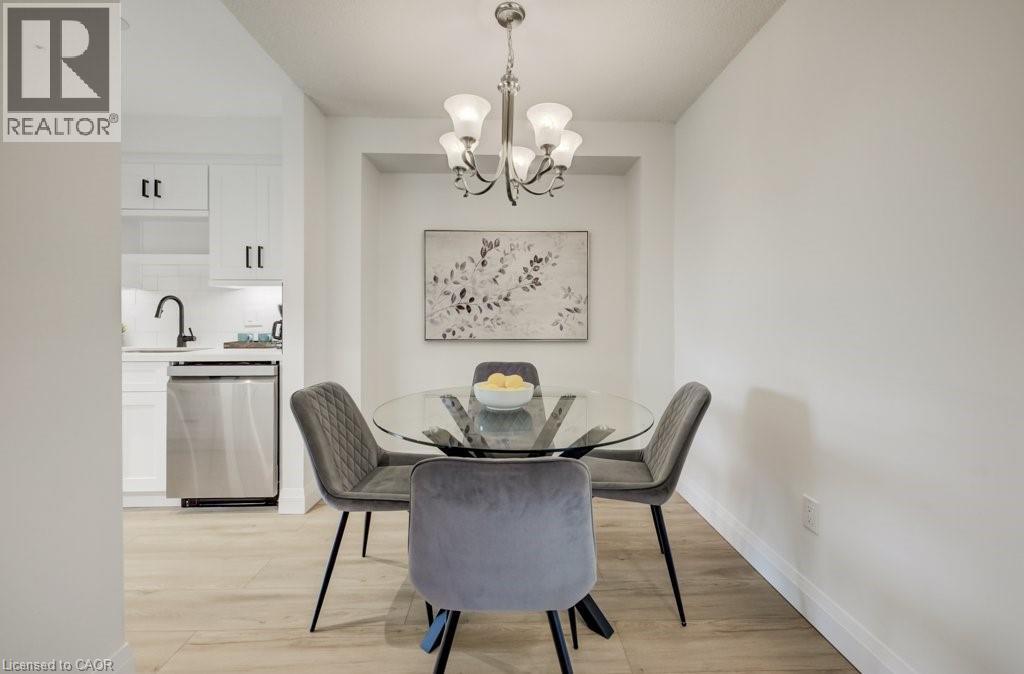 302 COLLEGE Avenue W Unit# 124