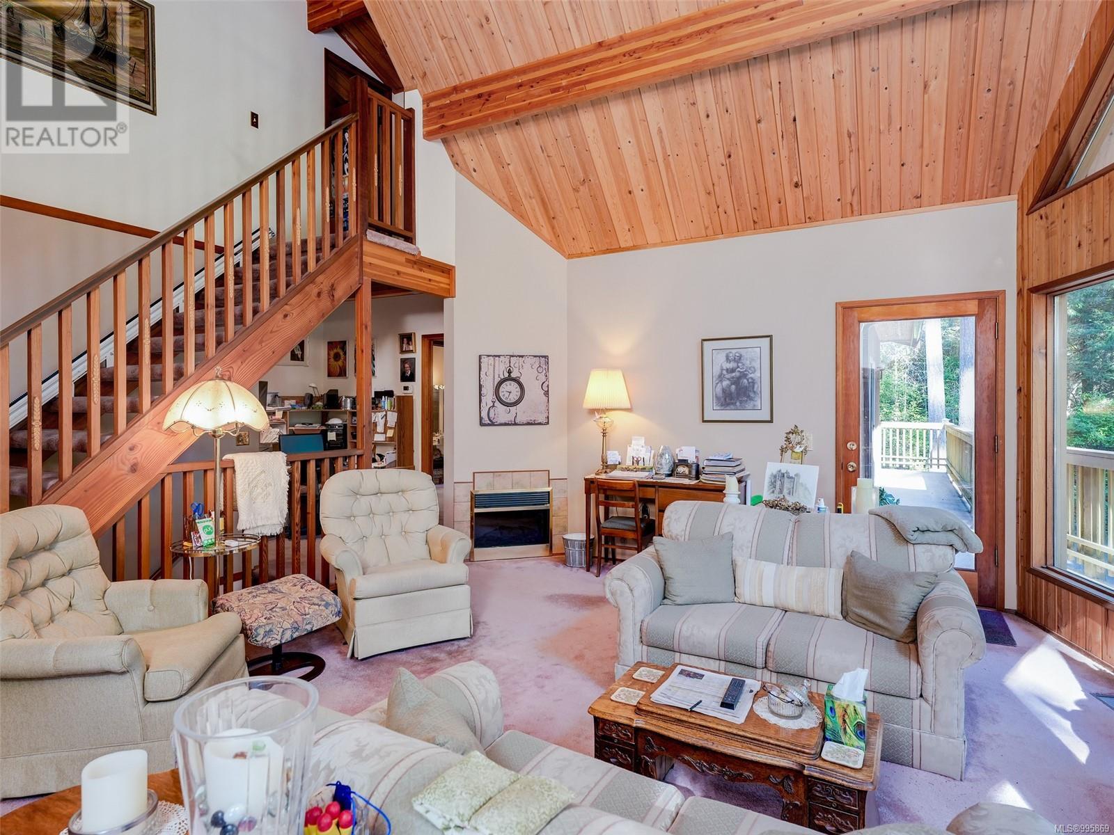 1825 Lands End Rd