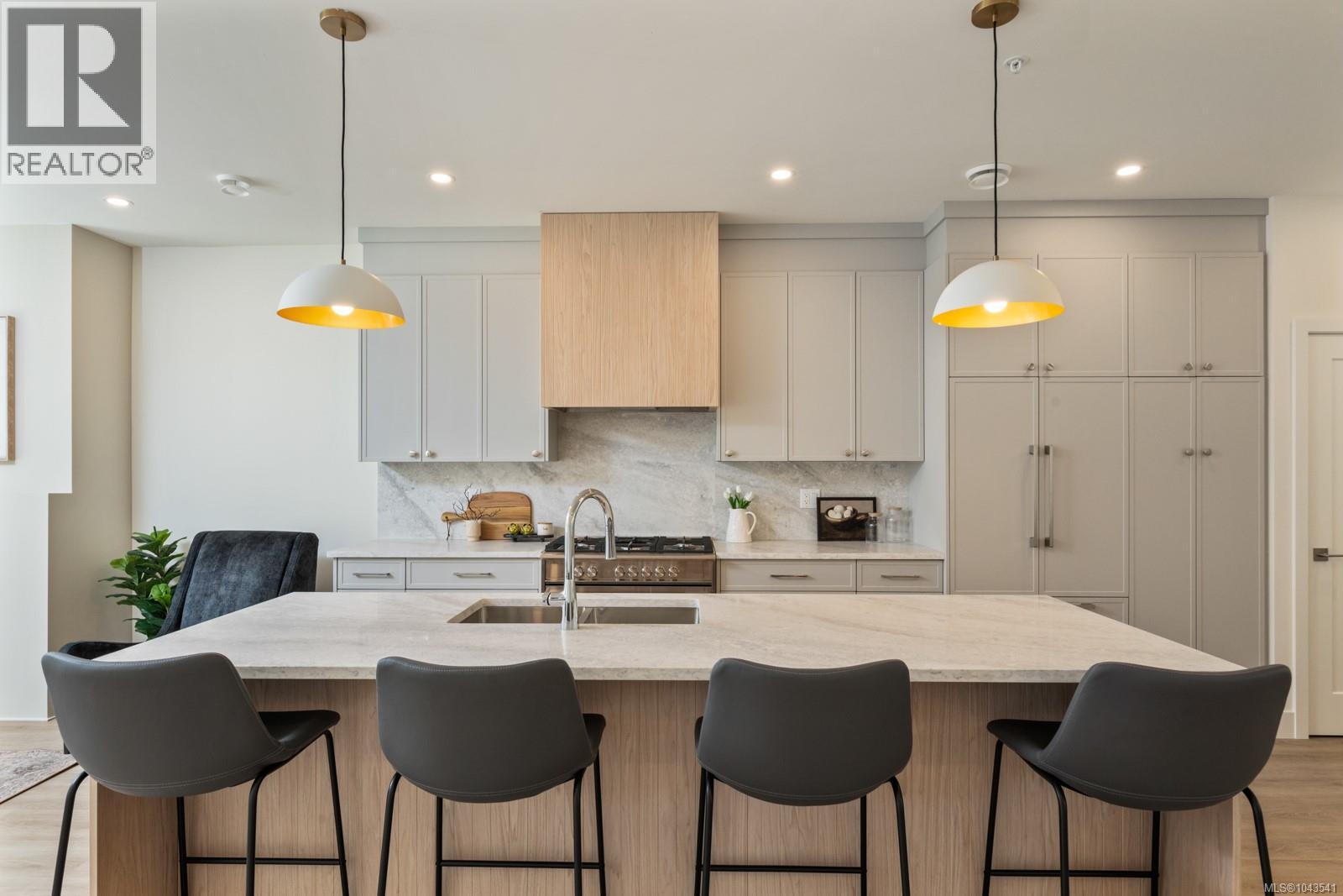 209 2770 Vantilburg Cres