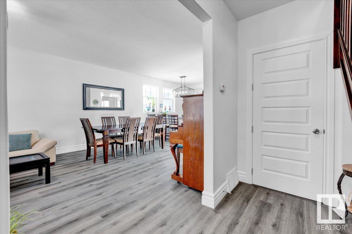 11910 76 ST ST NW NW