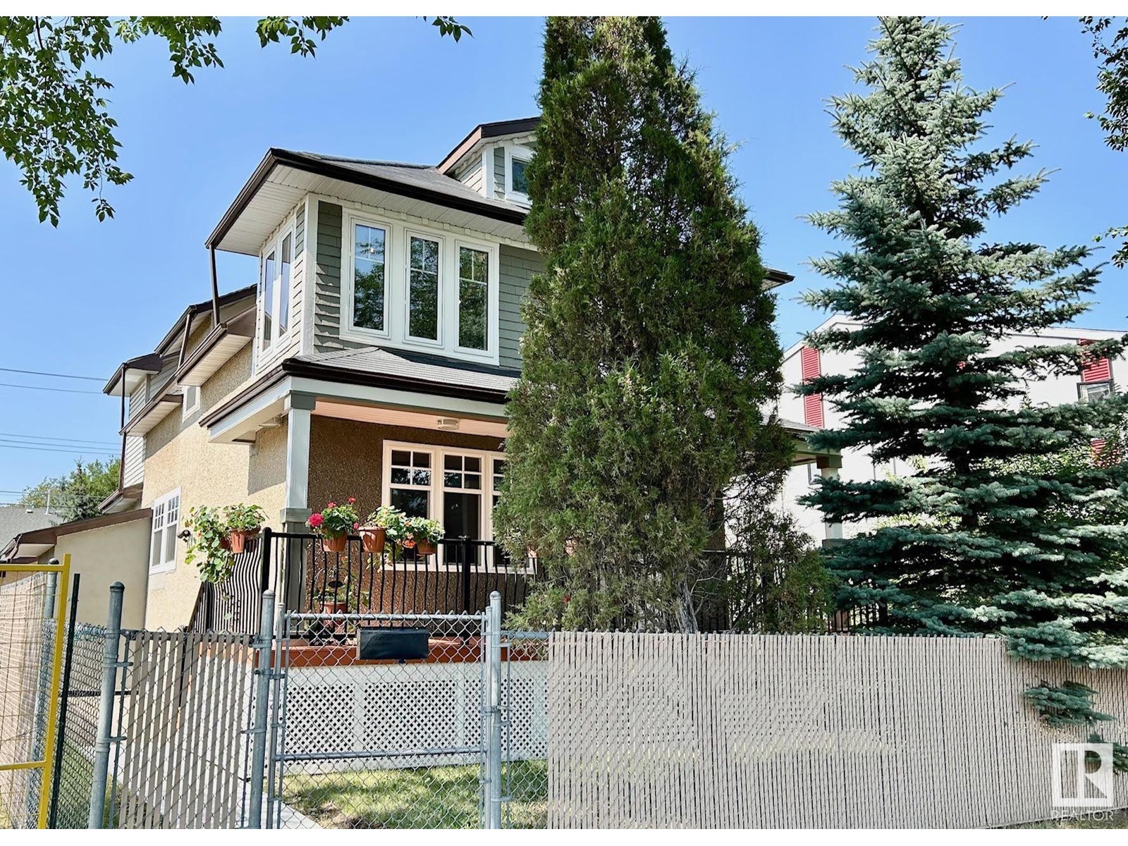 11910 76 ST NW