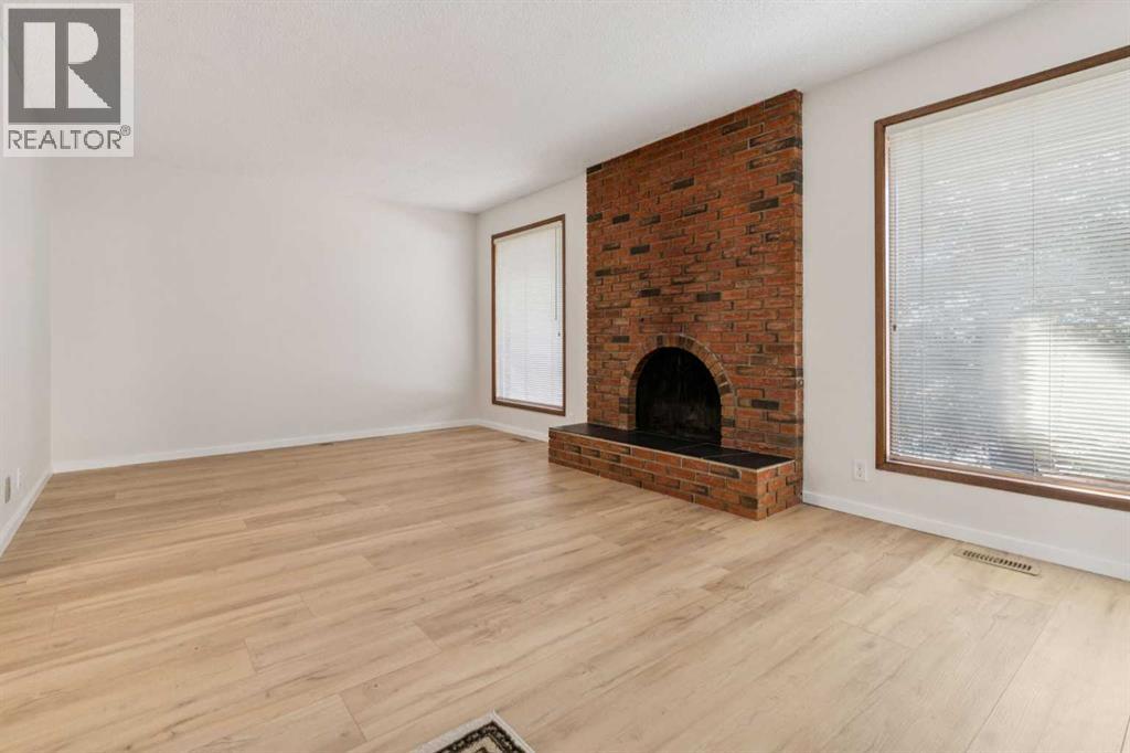 91 Edgehill Drive NW