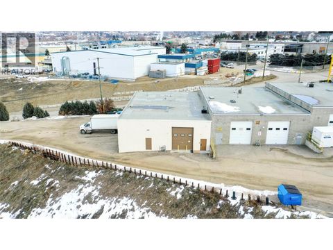 740 Waddington Drive Unit# 11 Vernon BC V1T9E9