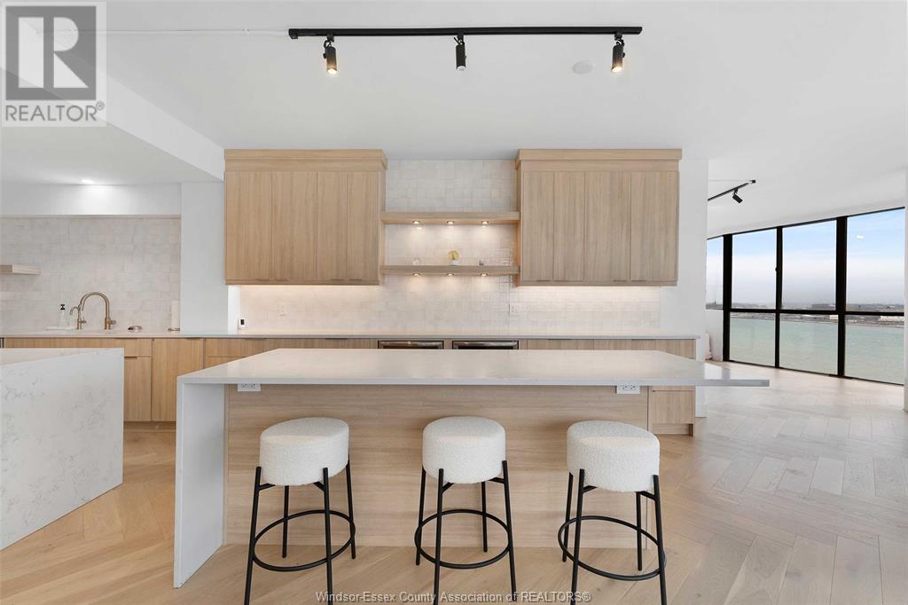 515 RIVERSIDE DRIVE West Unit# 1701