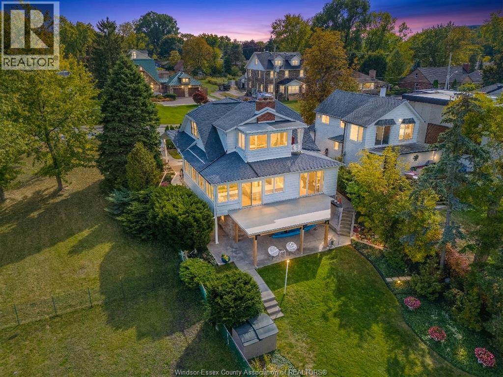 4182 Riverside DRIVE East