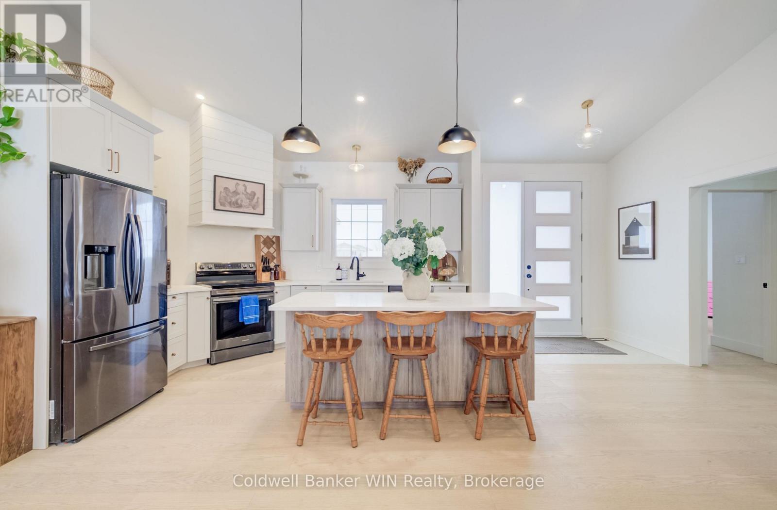 224235 SOUTHGATE ROAD 22