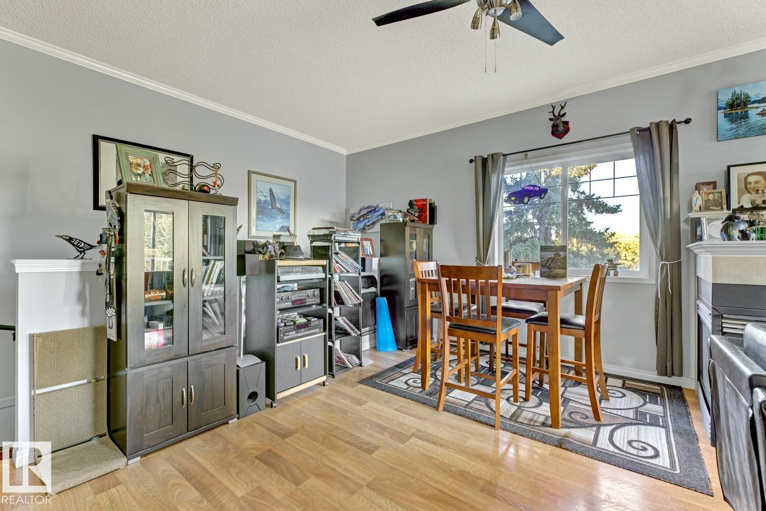 #33C 79 BELLEROSE DR