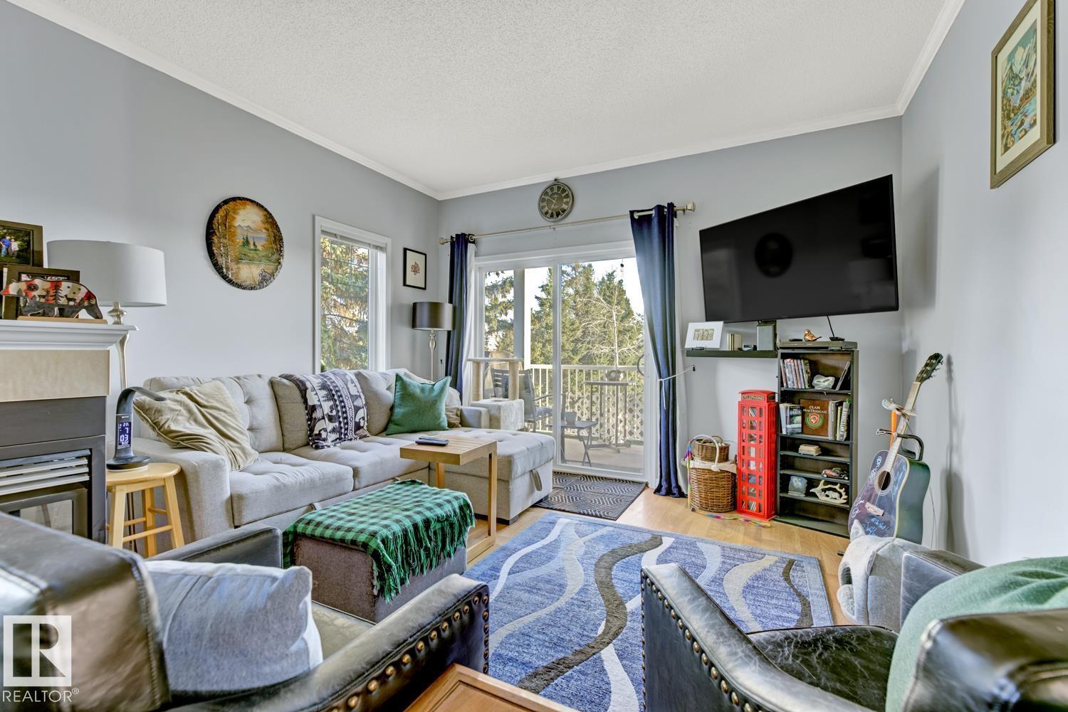 #33C 79 BELLEROSE DR