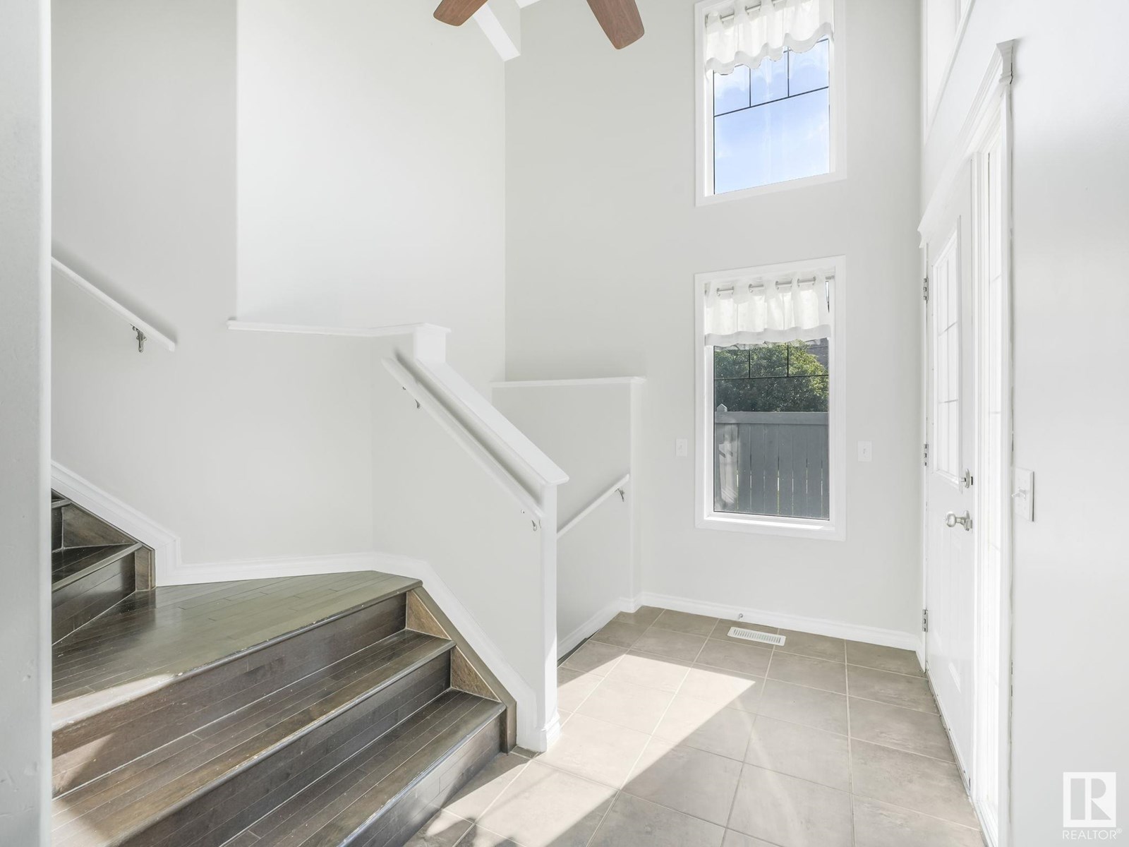 7804 5 AV SW