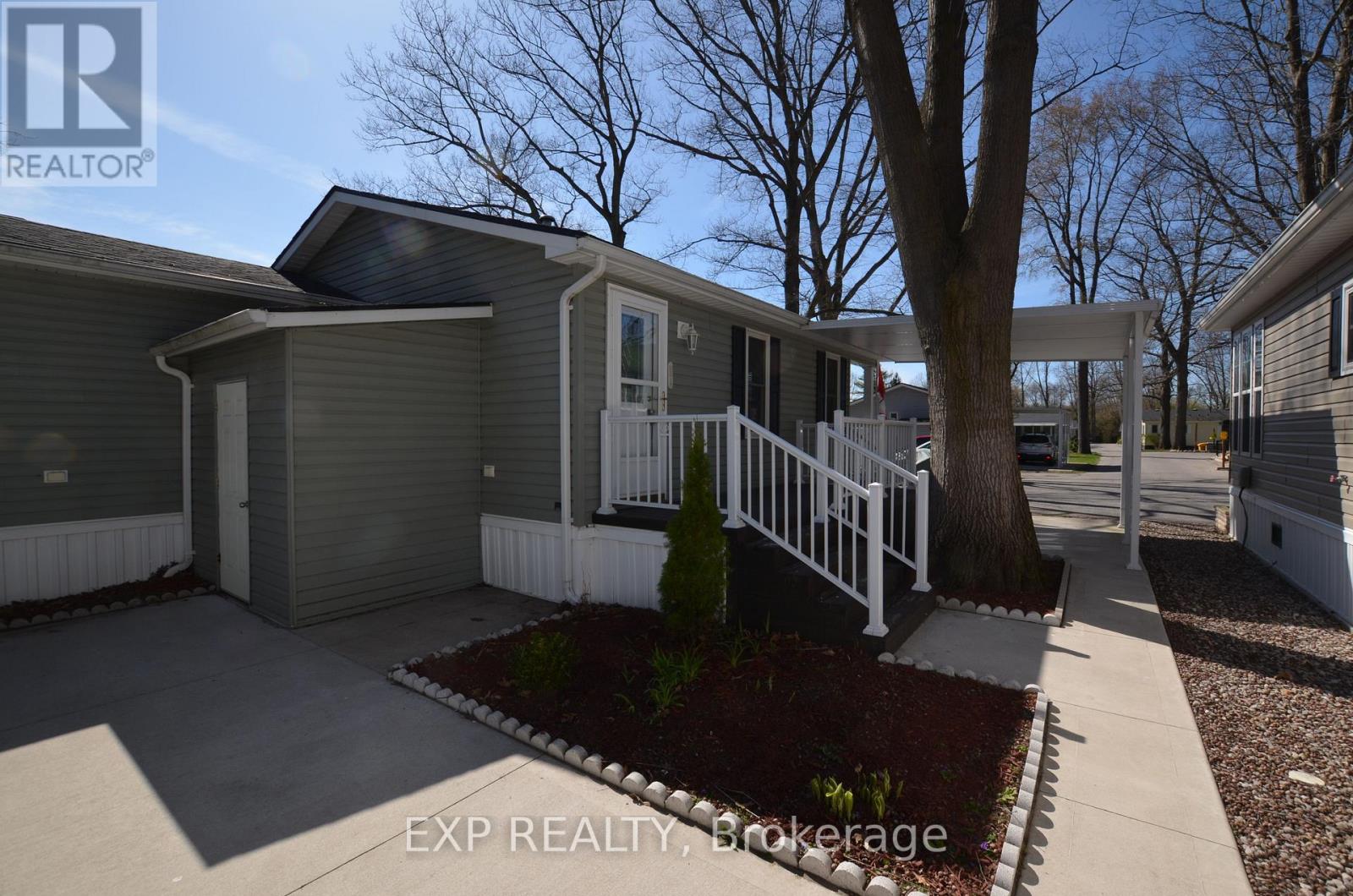 51 - 22790 AMIENS ROAD
