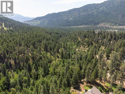 4359 Maxwell Road Peachland BC V0H1X3