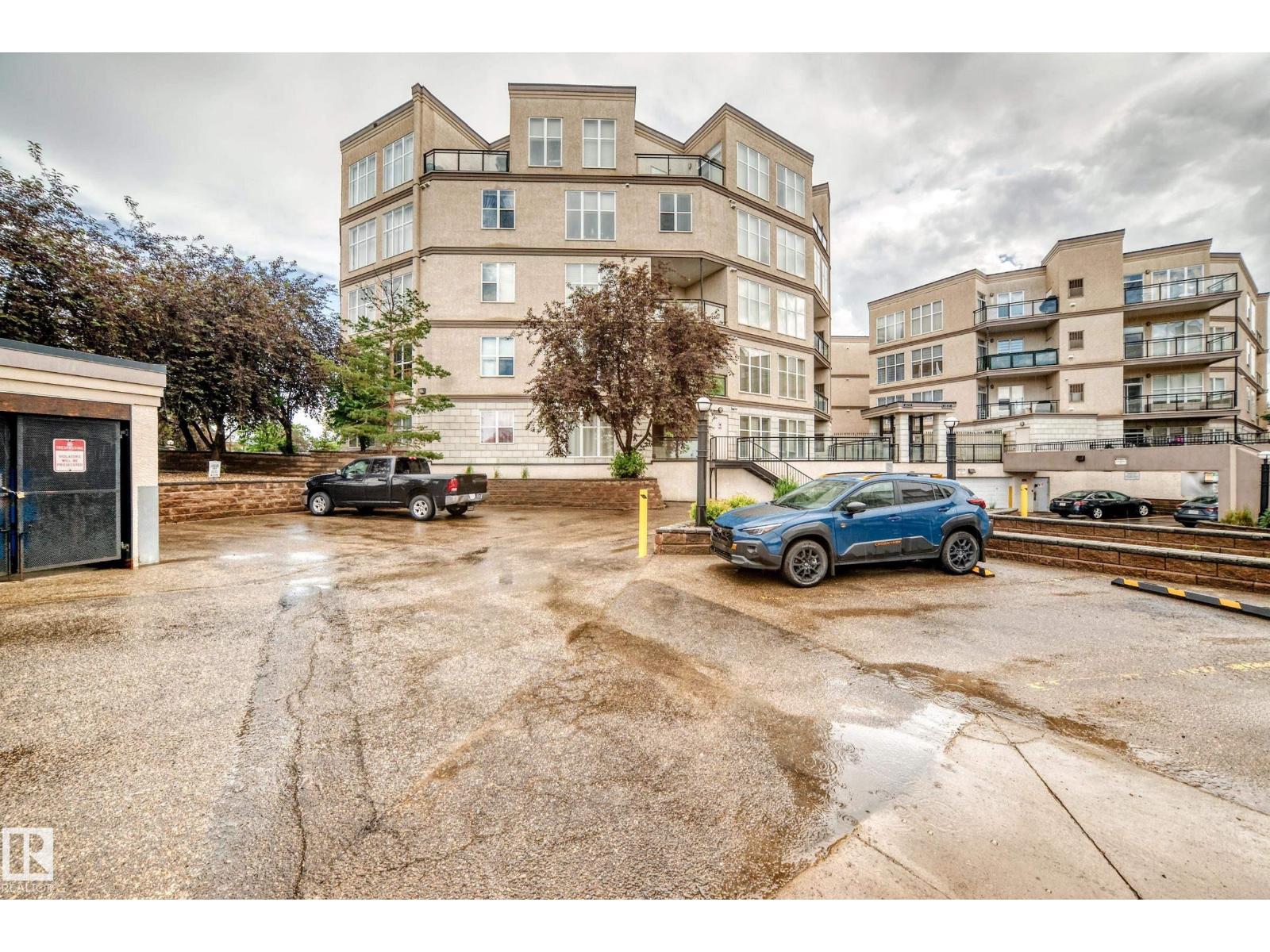#226 4831 104A ST NW