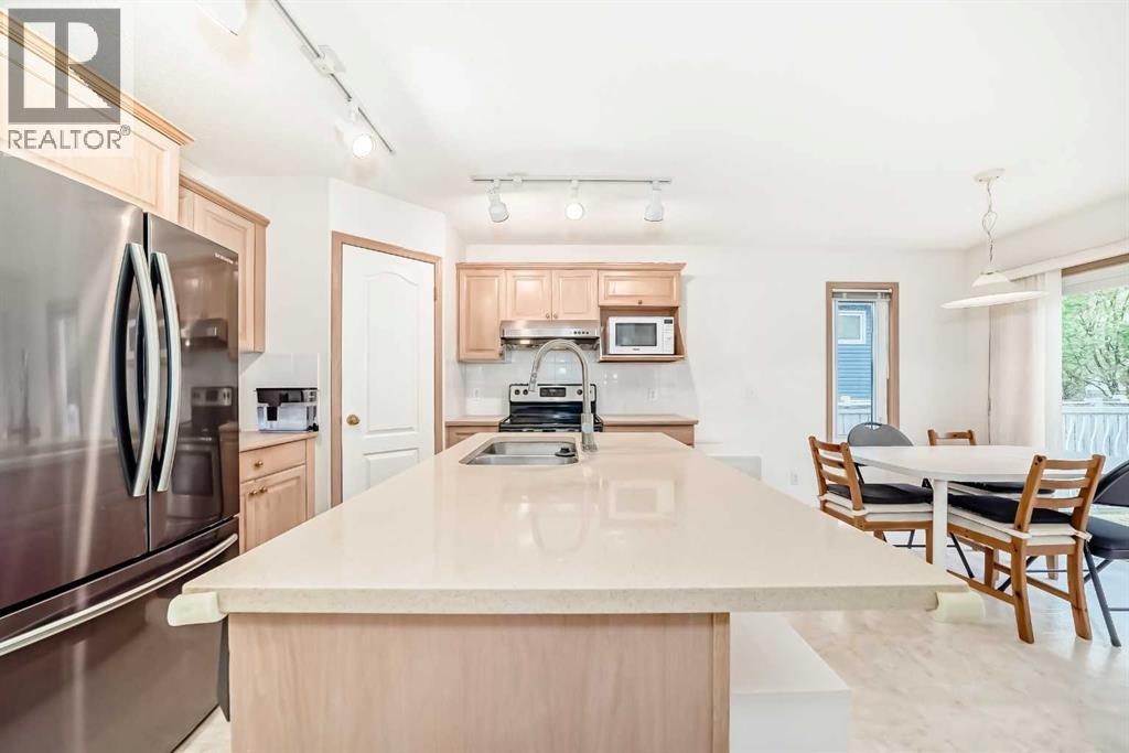 83 Hawkmount Green NW