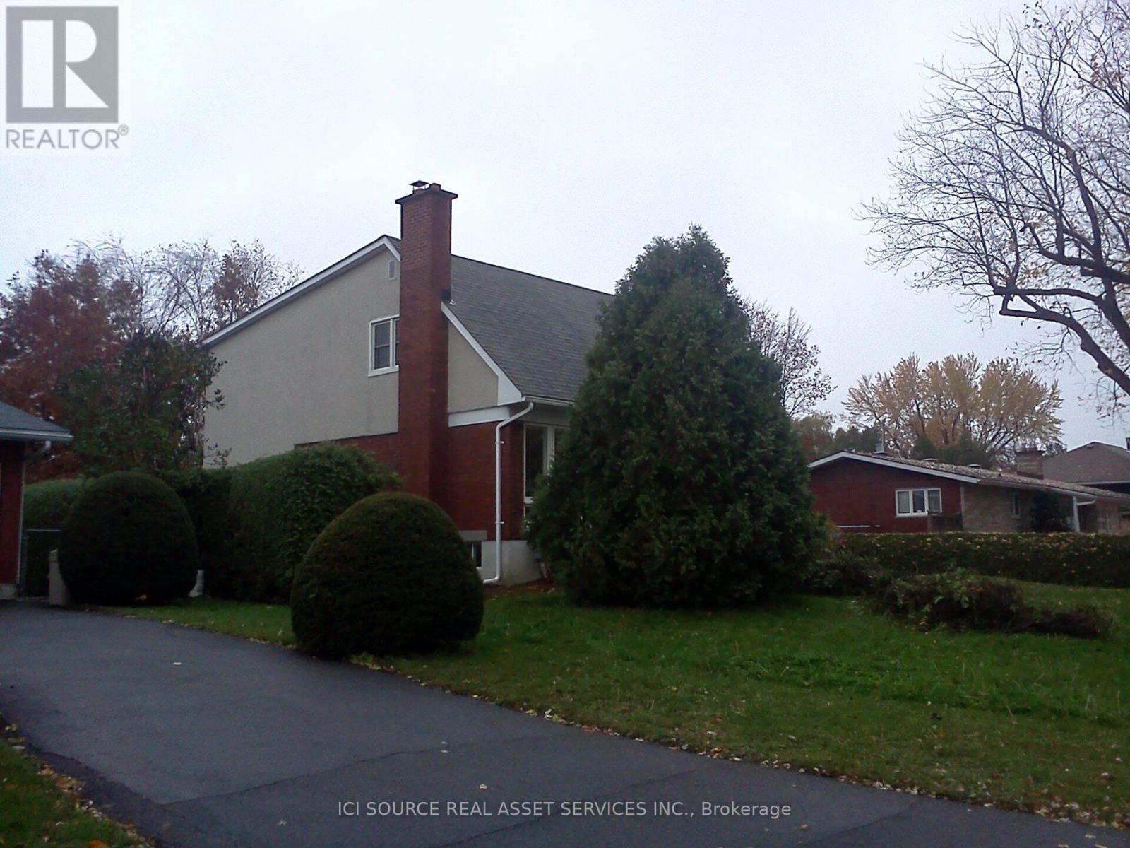 30 SUNNYCREST DRIVE
