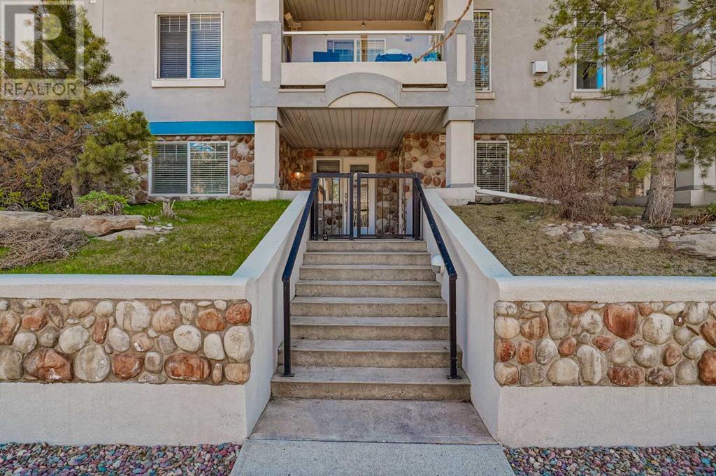 101, 2422 Erlton Street SW