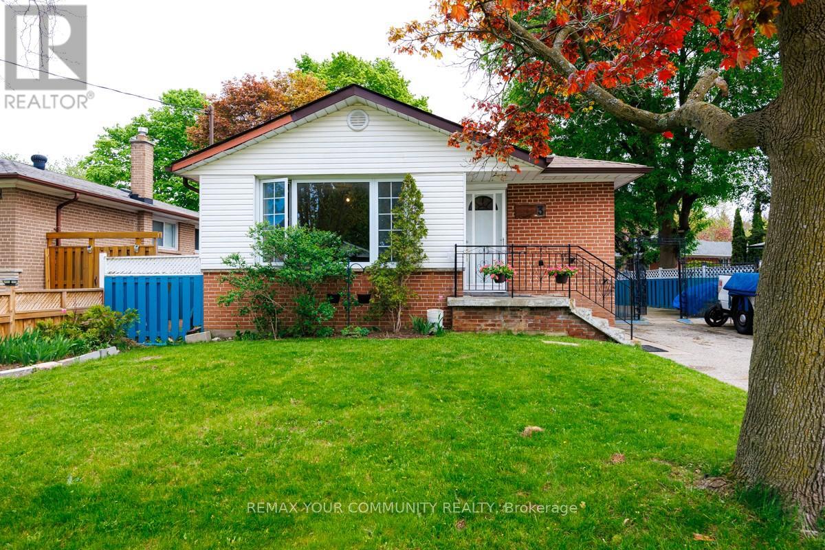 Photo 1 of 35 — 3 SHOREVIEW DRIVE, Toronto (West Hill), ON M1E3R1