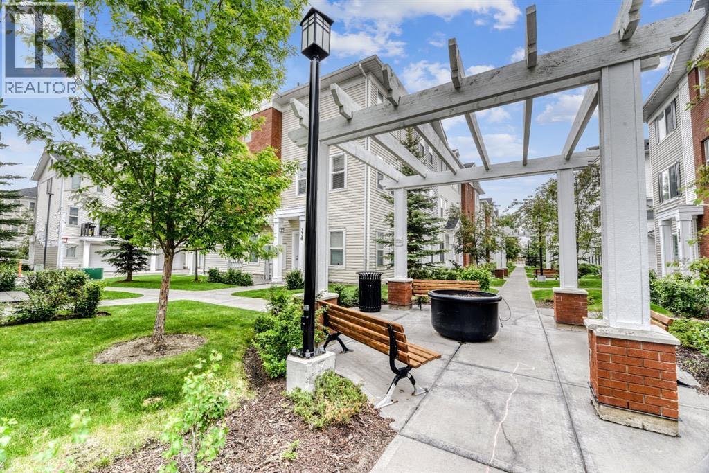 333 Silverado Common SW