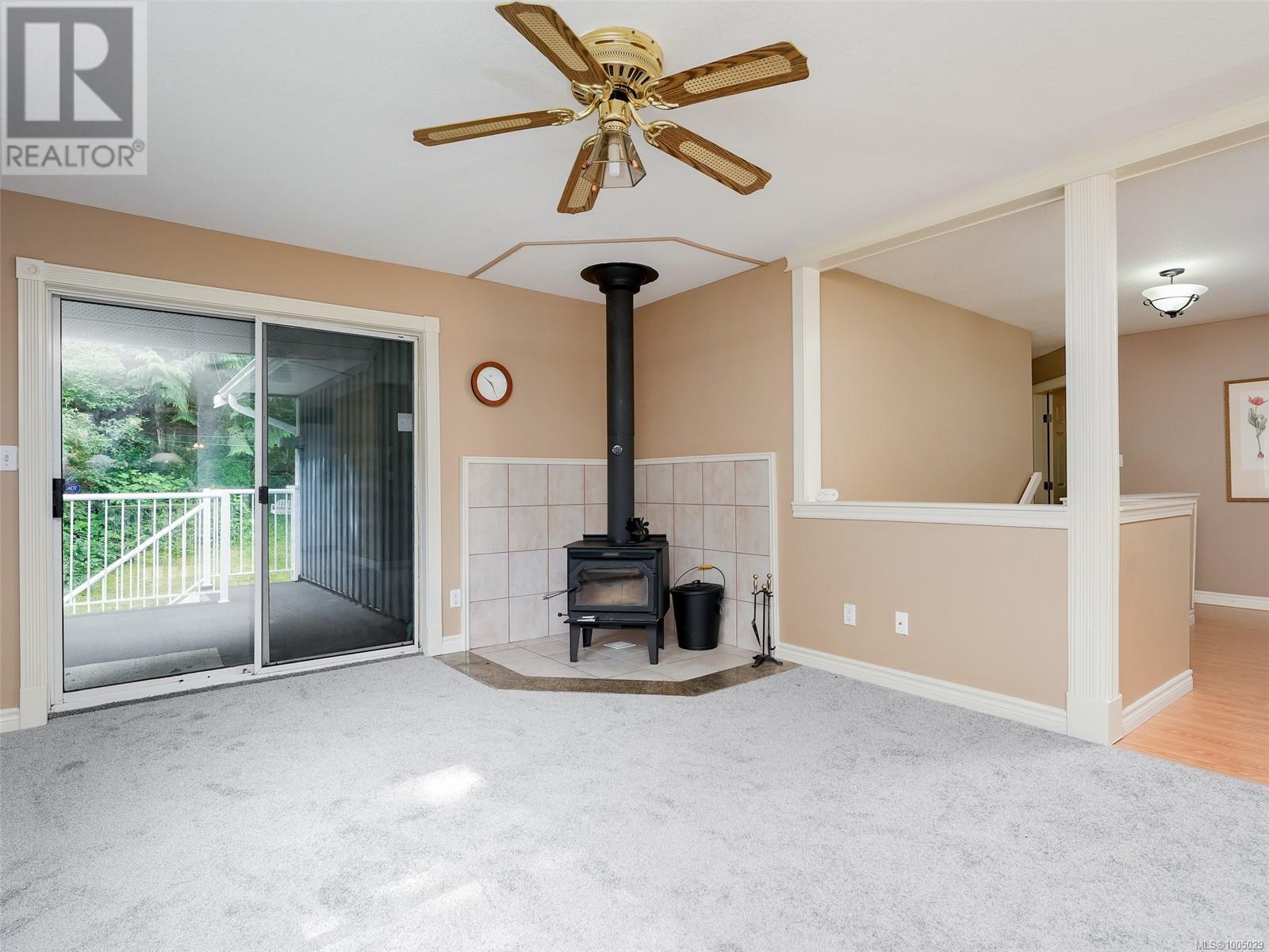 996 Kangaroo Rd