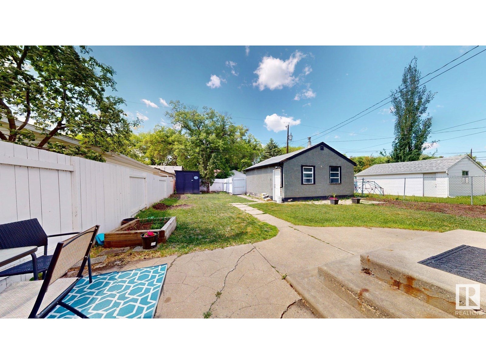 11924 51 ST NW NW