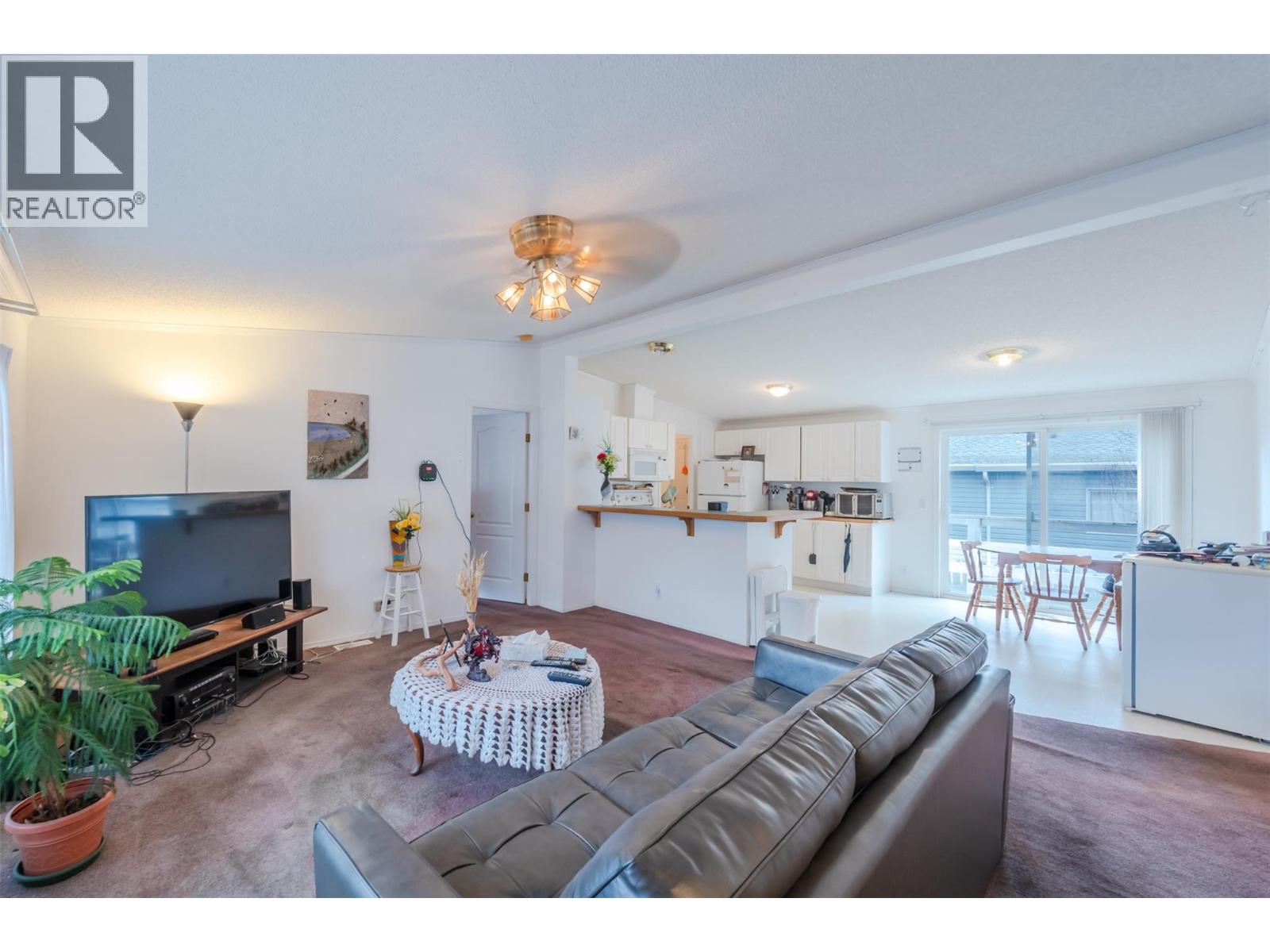 4505 MCLEAN CREEK Road Unit# E12