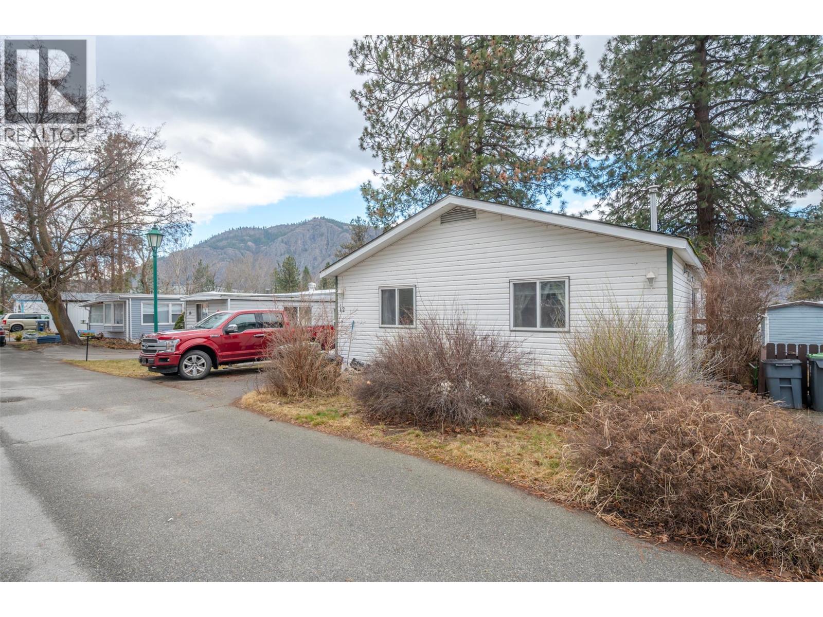 4505 MCLEAN CREEK Road Unit# E12