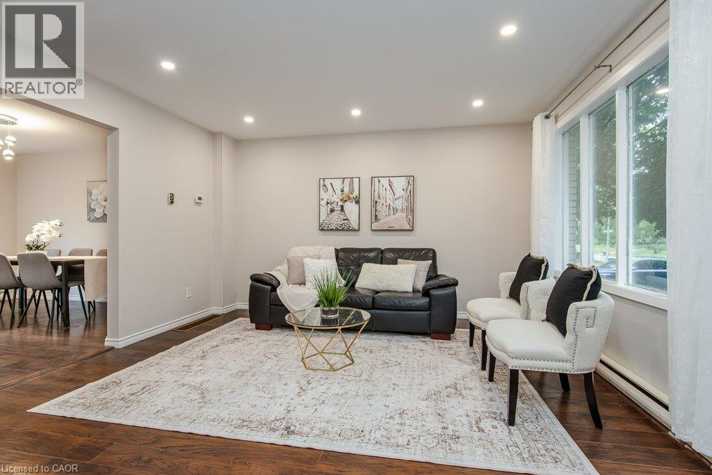 185 CEDARVALE Crescent Unit# A