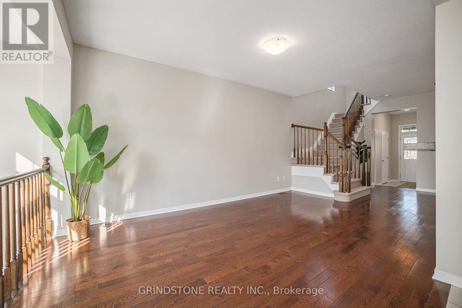 117 WESTPHALIAN AVENUE