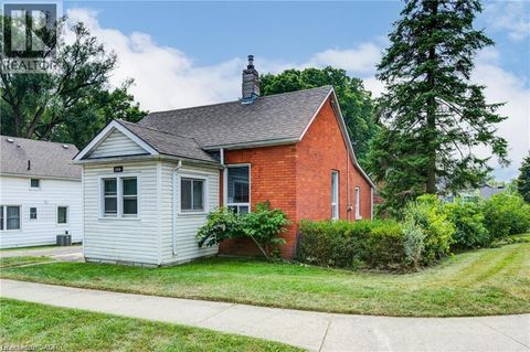 150 FINKLE Street Woodstock ON N4S3E3