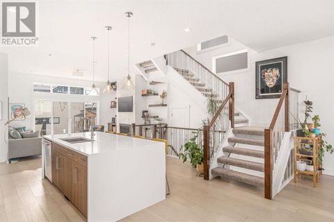 3032 37 Street SW Calgary AB T3E3B6