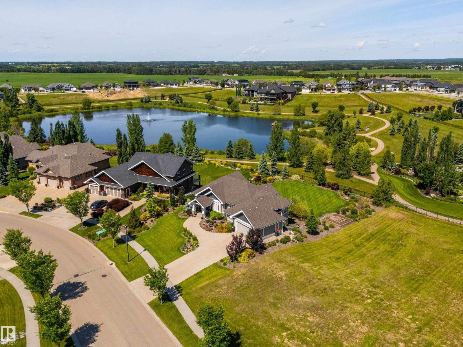 1079 GENESIS LAKE BV