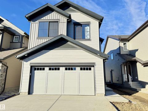 3212 DIXON WY SW Edmonton AB T6W5L3