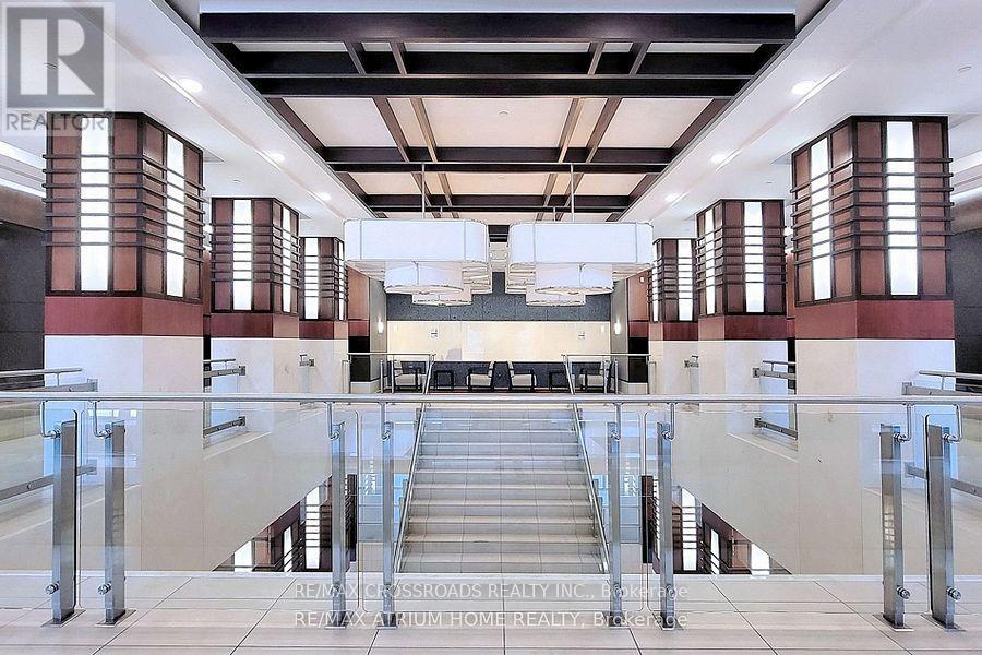 659 - 23 COX BOULEVARD S