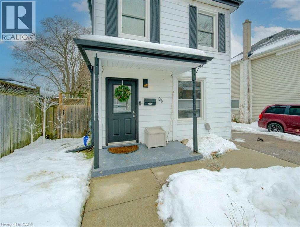 85 CHALMERS Street N