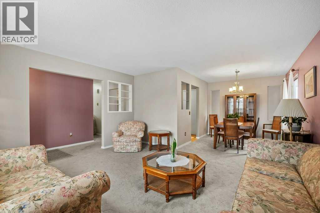 6736 Malvern Road NE