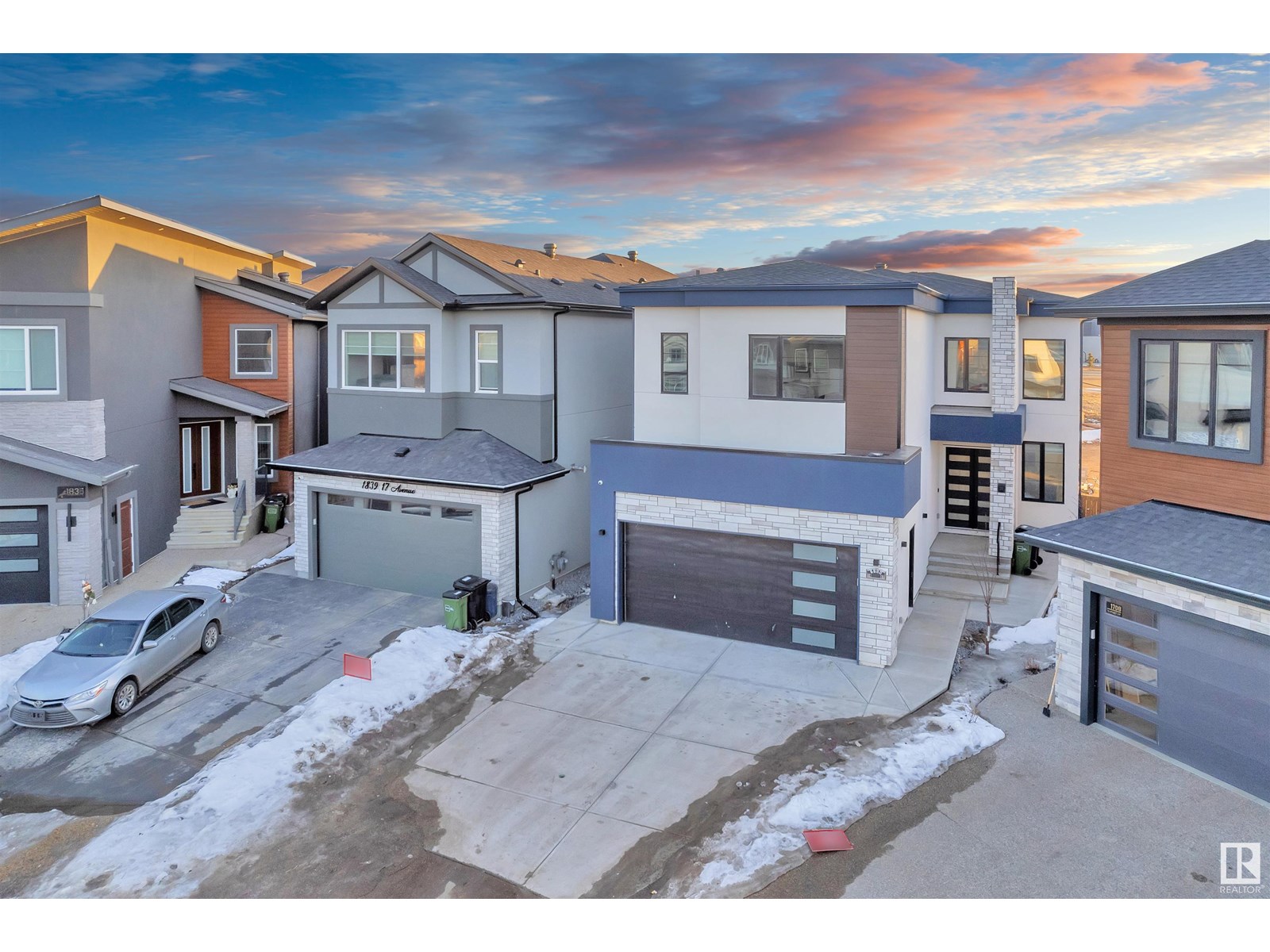 1704 19 ST NW