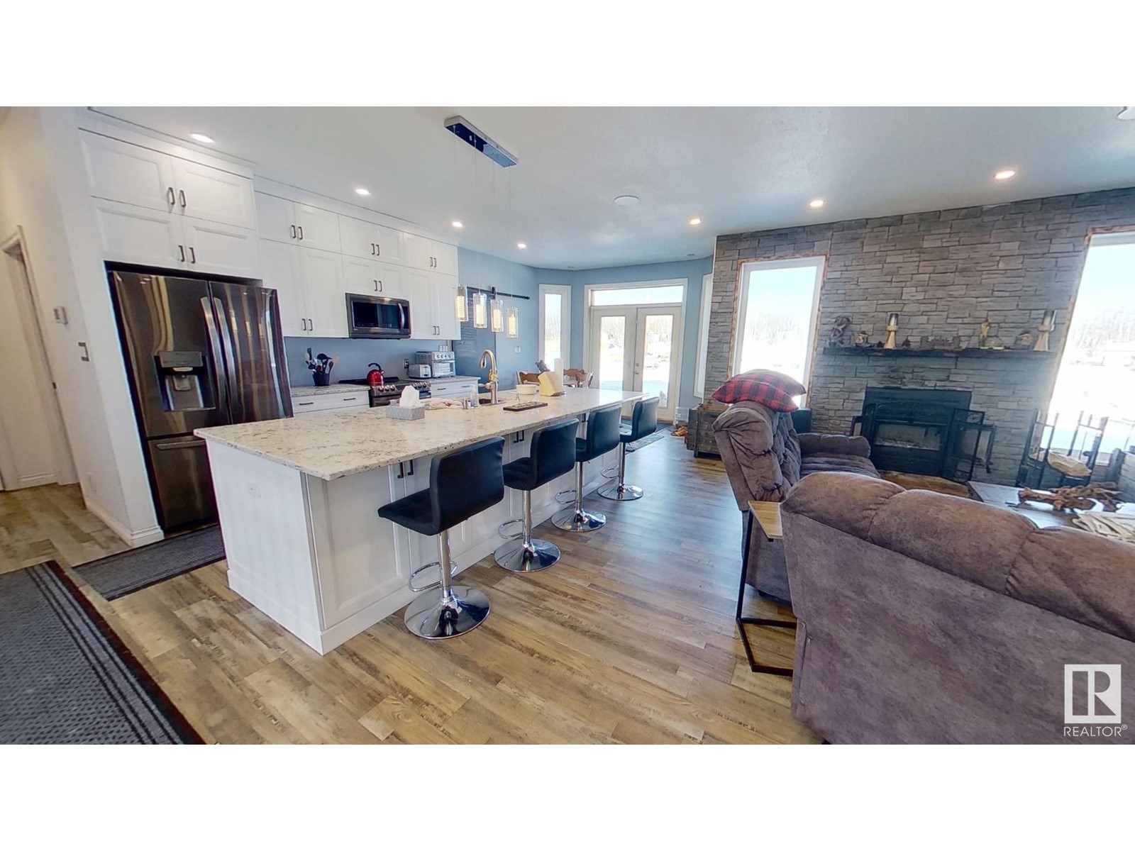 #38 51350 RGE ROAD 224