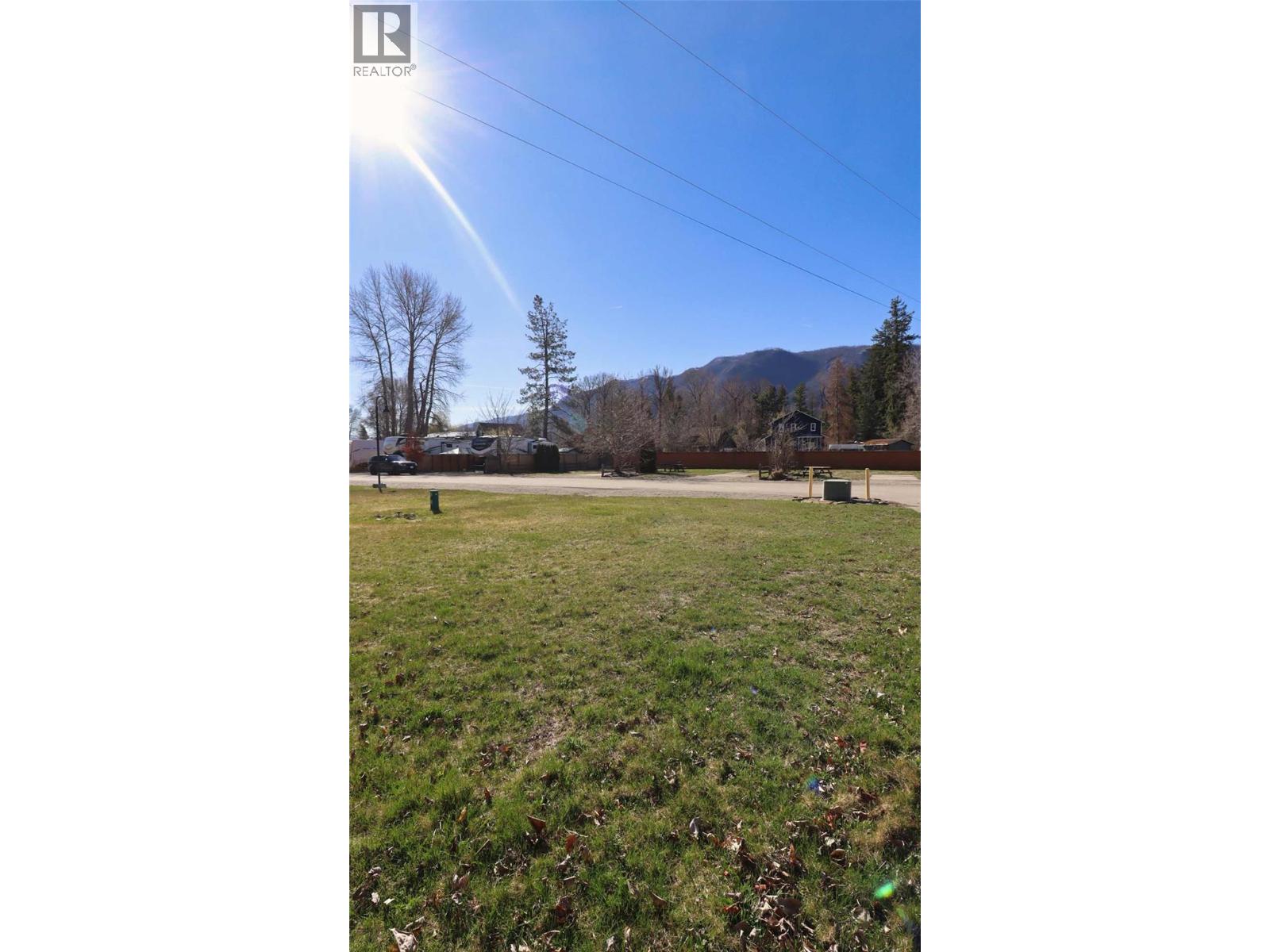 2633 Squilax Anglemont Road Unit# 77