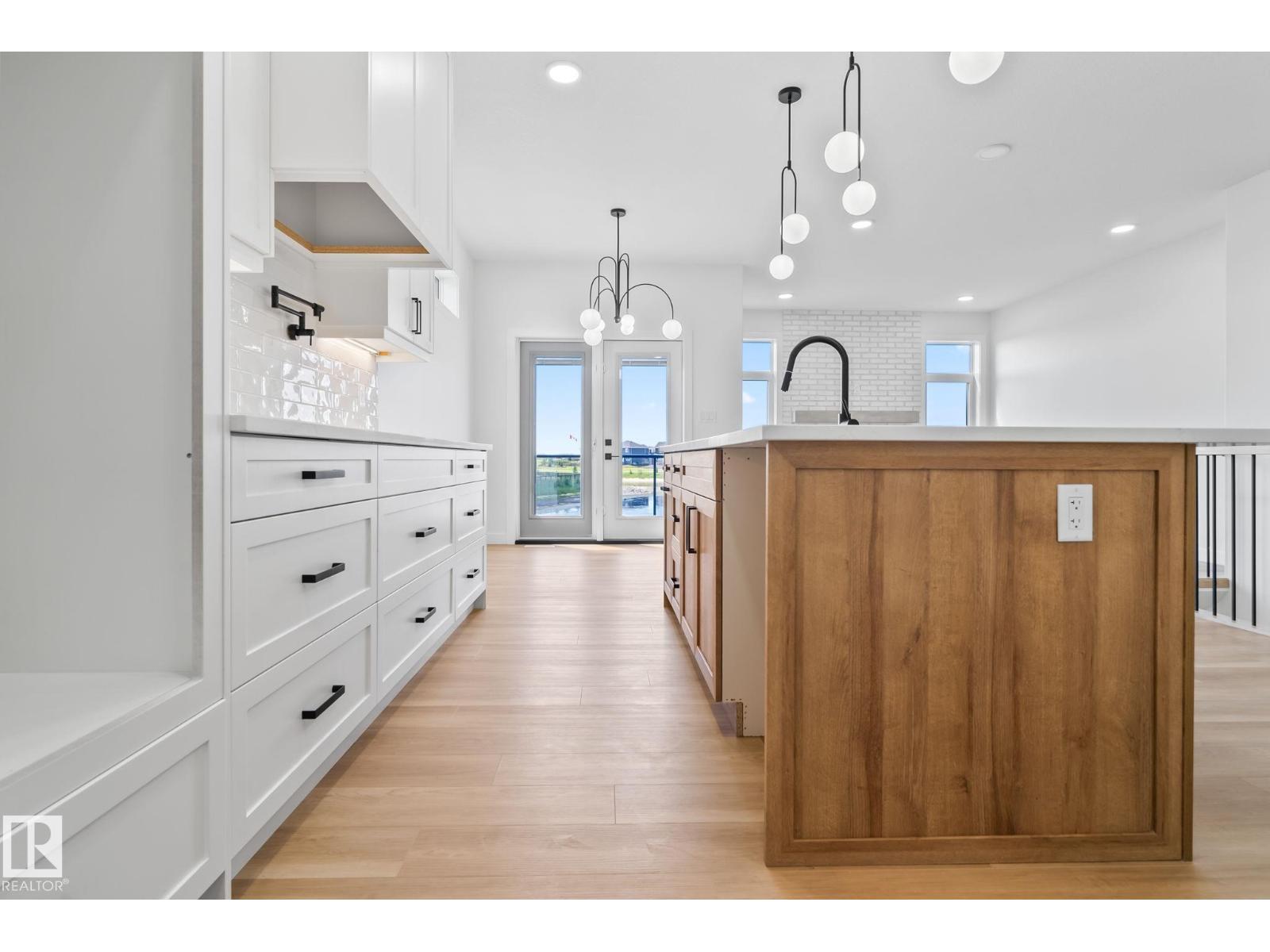 1411 Redpoll Court NW