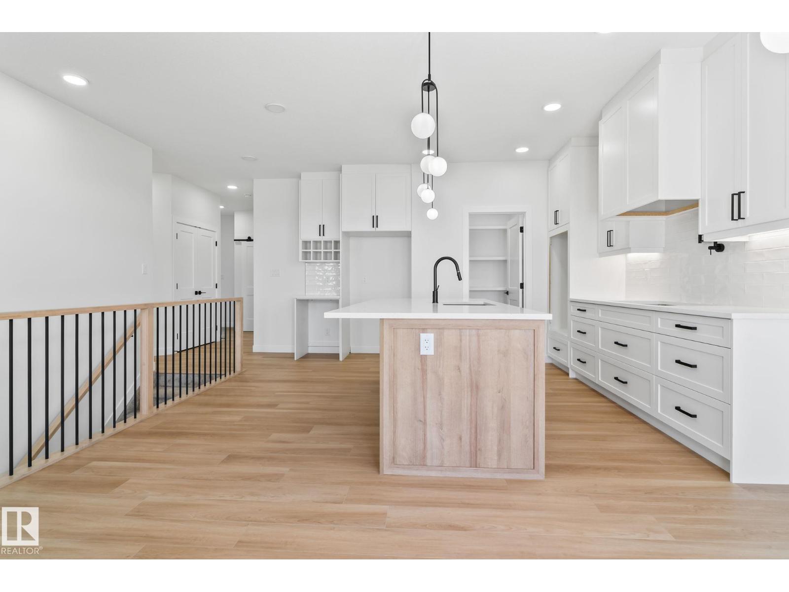 1411 Redpoll Court NW